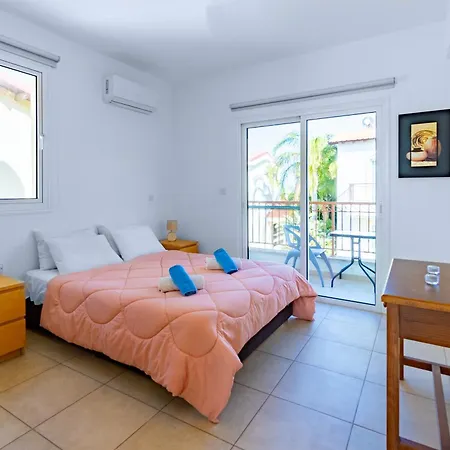 Francesca * Paralimni